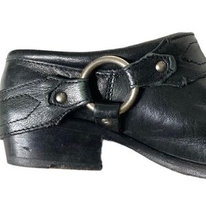 gorgeous Frye mules fashion with shorts dress jeans even a suit for corky look